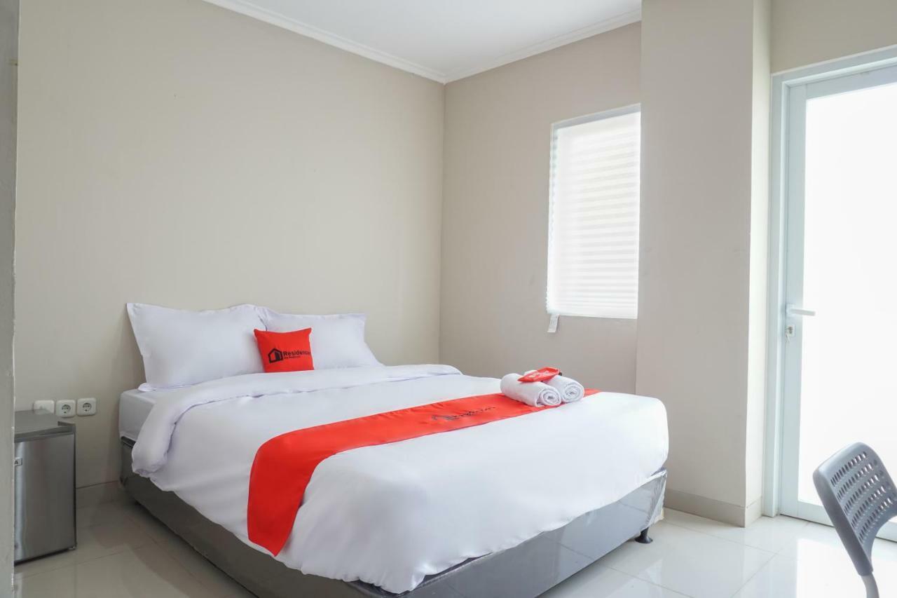Residences By Reddoorz Near Mt Haryono - Minimum Stay 7 Days Jakarta Luaran gambar